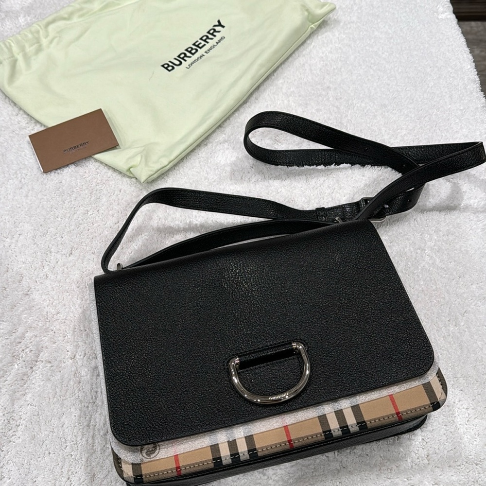 NWOT Burberry Bag